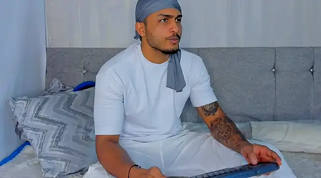 Mateo Reales online show from March 5, 4:35 am