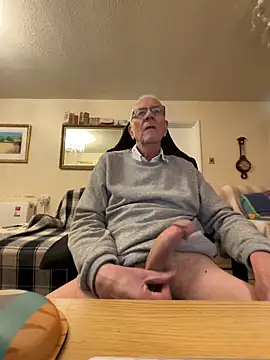 cutaboverest online show from December 16, 4:14 pm