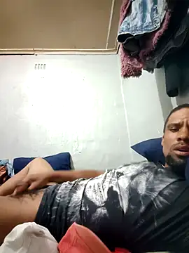 Snapshot of Tigermanboy chatting on September 12, 9:04 pm Tigermanboy online show from September 12, 9:04 pm