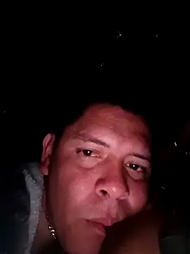 elmikibb online show from May 14, 1:58 am