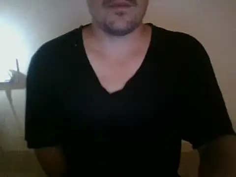 JohnDoe7586 online show from December 5, 6:45 pm