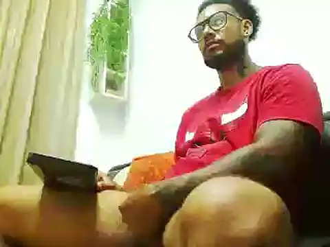 Snapshot of LewisStrong chatting on March 14, 7:44 pm LewisStrong online show from March 14, 7:44 pm