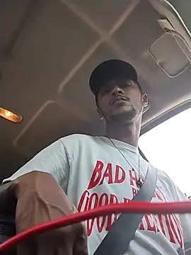 rayyymack online show from April 15, 5:13 pm