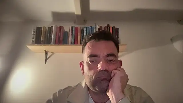 Snapshot of Horny_littledevil chatting on March 3, 12:23 am Horny littledevil online show from March 3, 12:23 am