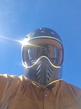 JeepinAround online show from February 5, 7:32 pm