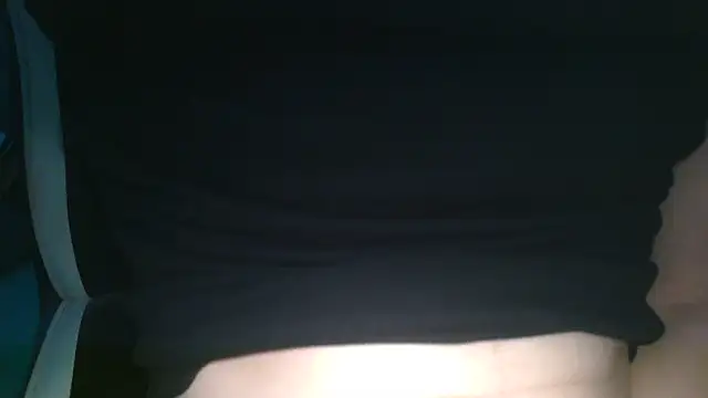 Snapshot of domsdel111 chatting on October 28, 6:32 pm domsdel111 online show from October 28, 6:32 pm