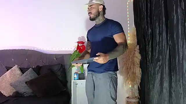 john cartter1 online show from April 3, 1:52 pm