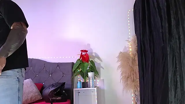 john cartter1 online show from March 16, 12:09 pm