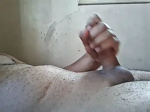 rodrig3105 online show from April 22, 7:29 pm