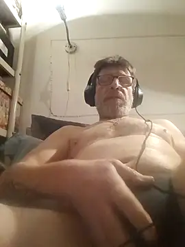 Snapshot of felice66 chatting on February 2, 2:34 pm felice66 online show from February 2, 2:34 pm