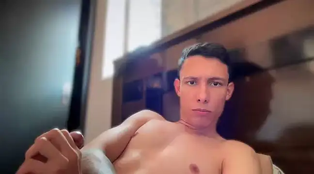 Snapshot of magrin-24y chatting on January 15, 2:56 pm magrin-24y online show from January 15, 2:56 pm