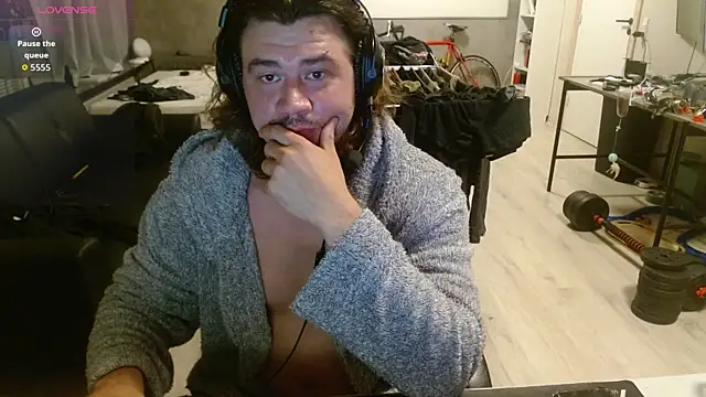 DanishStarF online show from September 13, 2:34 am