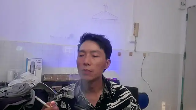 xhqds online show from April 22, 8:30 am