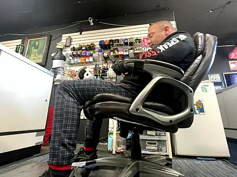 RawRyder8 online show from November 6, 9:51 pm