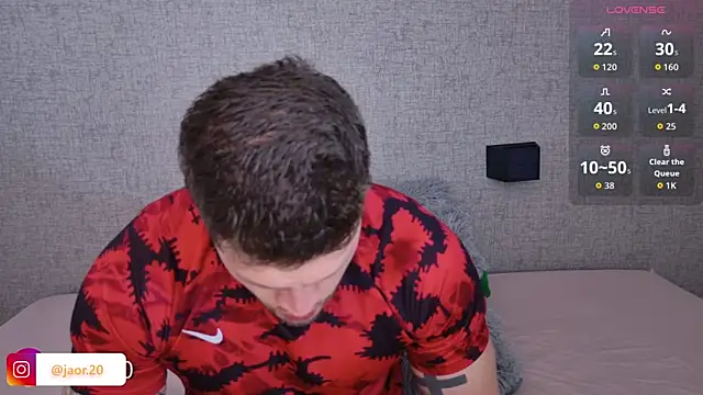 Jaor owens20 online show from March 3, 11:44 pm