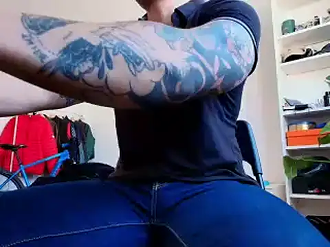 Snapshot of juandking chatting on December 12, 2:00 pm juandking online show from December 12, 2:00 pm