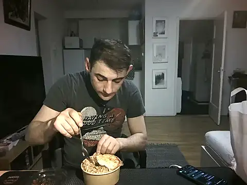 mihaimichael online show from May 31, 9:38 pm