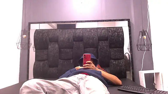 Snapshot of Jose_Smoke chatting on October 8, 3:11 am Jose Smoke online show from October 8, 3:11 am