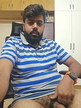 Hornie small Dick01 online show from June 3, 4:45 pm