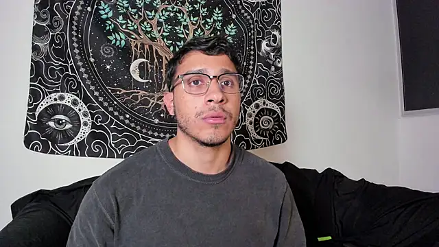 JayMarcos  online show from October 25, 4:47 am