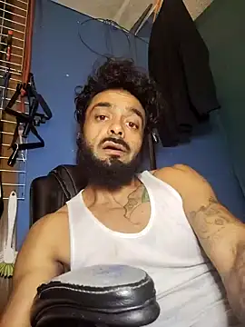 C8L3U online show from December 16, 11:33 am