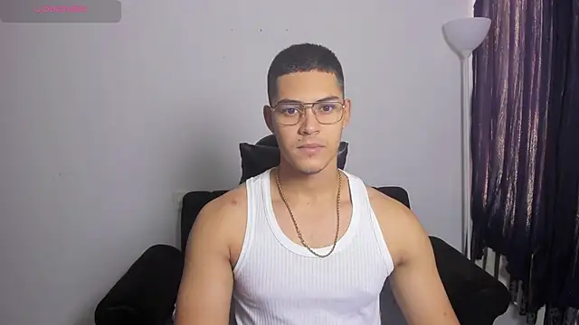 Iamdylan777 online show from March 2, 12:34 pm