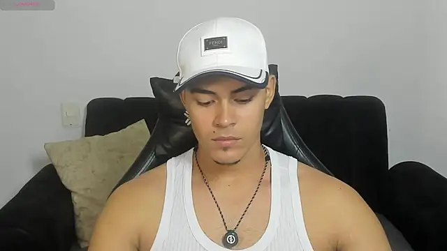 Iamdylan777 online show from April 5, 3:41 pm