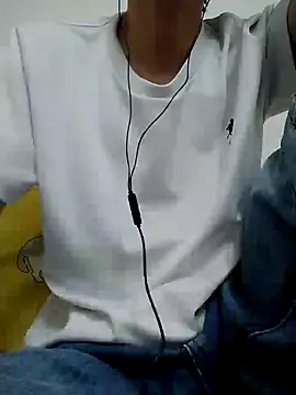 YAY-1 online show from February 5, 1:11 pm