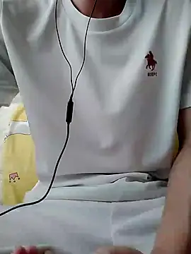 YAY-1 online show from January 31, 1:54 am