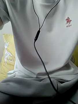 YAY-1 online show from March 2, 2:30 am