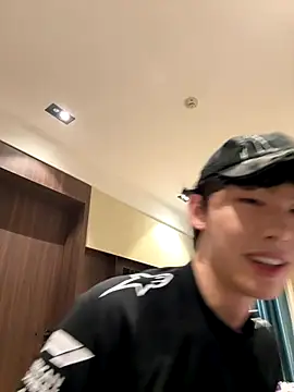 1a1a1alll online show from December 1, 3:04 pm