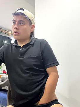 Naim  cruise online show from December 19, 3:47 am