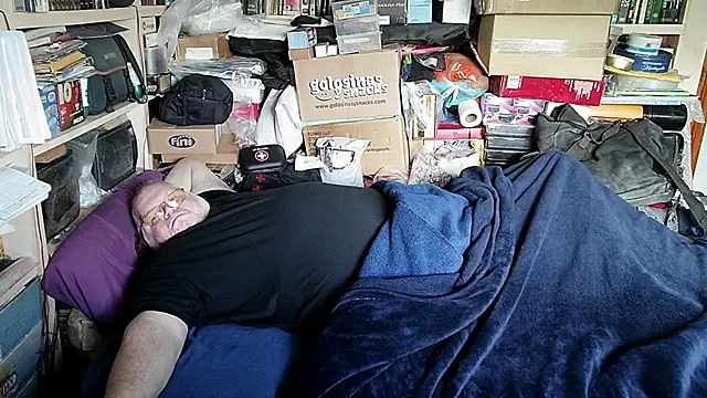 hadeszeuss2 online show from March 19, 3:04 pm