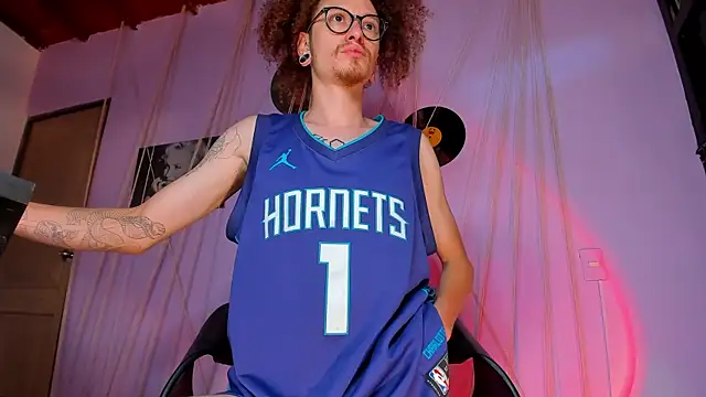 MrShaggy online show from January 14, 1:28 pm