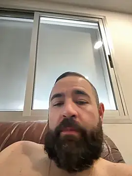 Snapshot of alares chatting on October 16, 10:01 am alares online show from October 16, 10:01 am