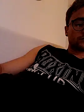 CAMMELLO777 online show from April 10, 1:01 am