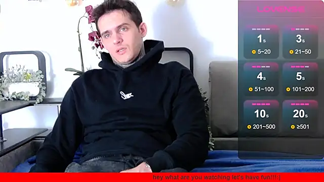 CarterCole online show from March 22, 8:08 am