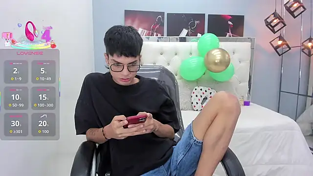 Noha scott online show from March 17, 11:29 pm