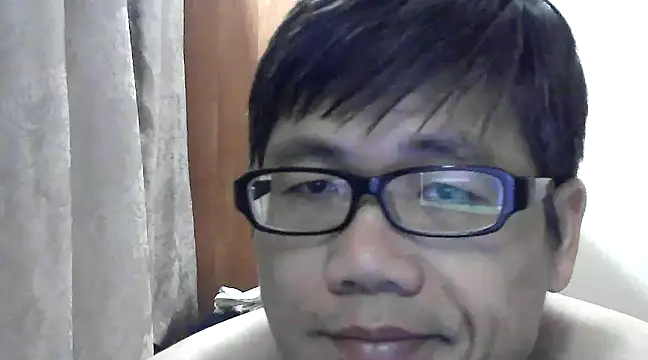 findagirlfriend online show from January 27, 7:13 pm