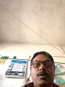 Srmotrs online show from March 1, 7:30 am