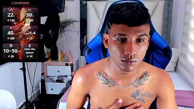 Snapshot of Backsex_boy chatting on March 17, 2:58 pm Backsex boy online show from March 17, 2:58 pm