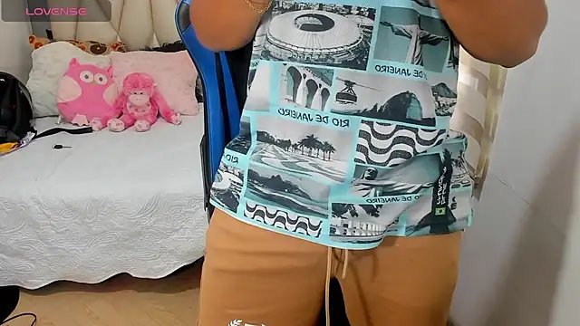 Snapshot of Backsex_boy chatting on December 4, 2:48 pm Backsex boy online show from December 4, 2:48 pm