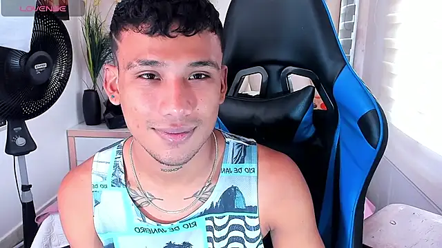 Snapshot of Backsex_boy chatting on March 21, 4:07 pm Backsex boy online show from March 21, 4:07 pm