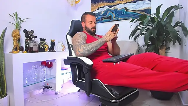 Johnnygrayson1 online show from February 9, 1:21 am