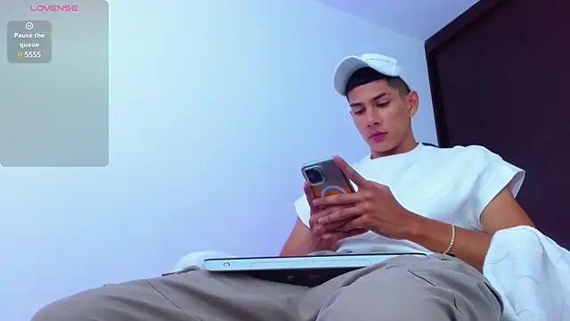 Valerio 20 online show from March 7, 7:49 pm