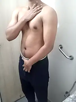 Snapshot of hottboy_39 chatting on January 16, 11:15 am hottboy 39 online show from January 16, 11:15 am