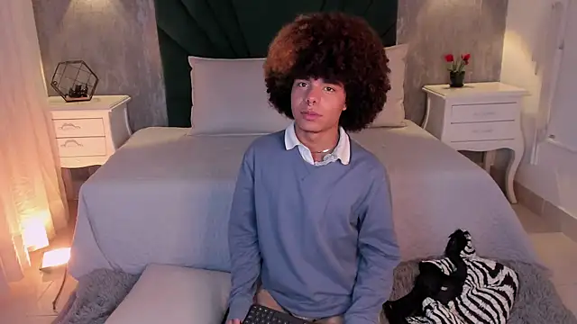 Alexiis Etereo online show from April 4, 7:44 pm