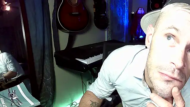 FrankieKentucky online show from November 21, 12:26 pm