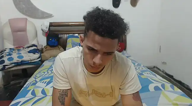 hot toy boy  online show from February 20, 7:45 am