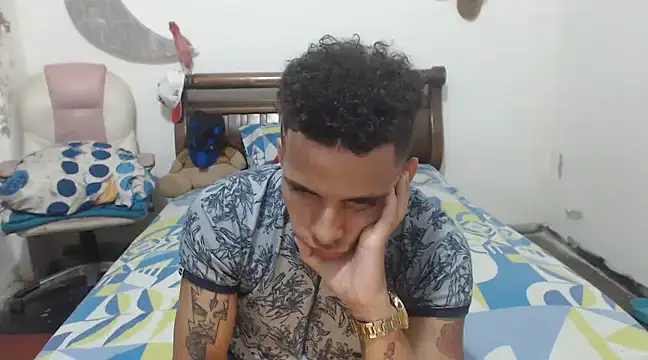 hot toy boy  online show from February 14, 6:34 am